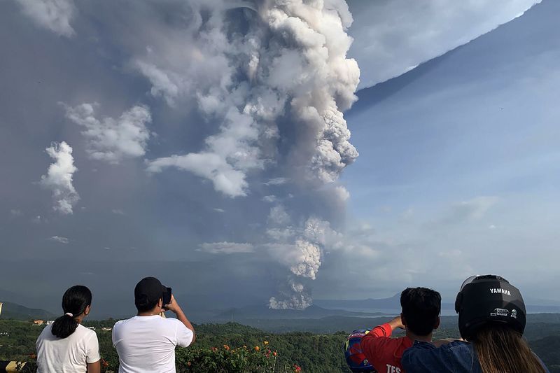 塔爾火山最新動態(tài)，地質(zhì)奇跡蘇醒的震撼見證